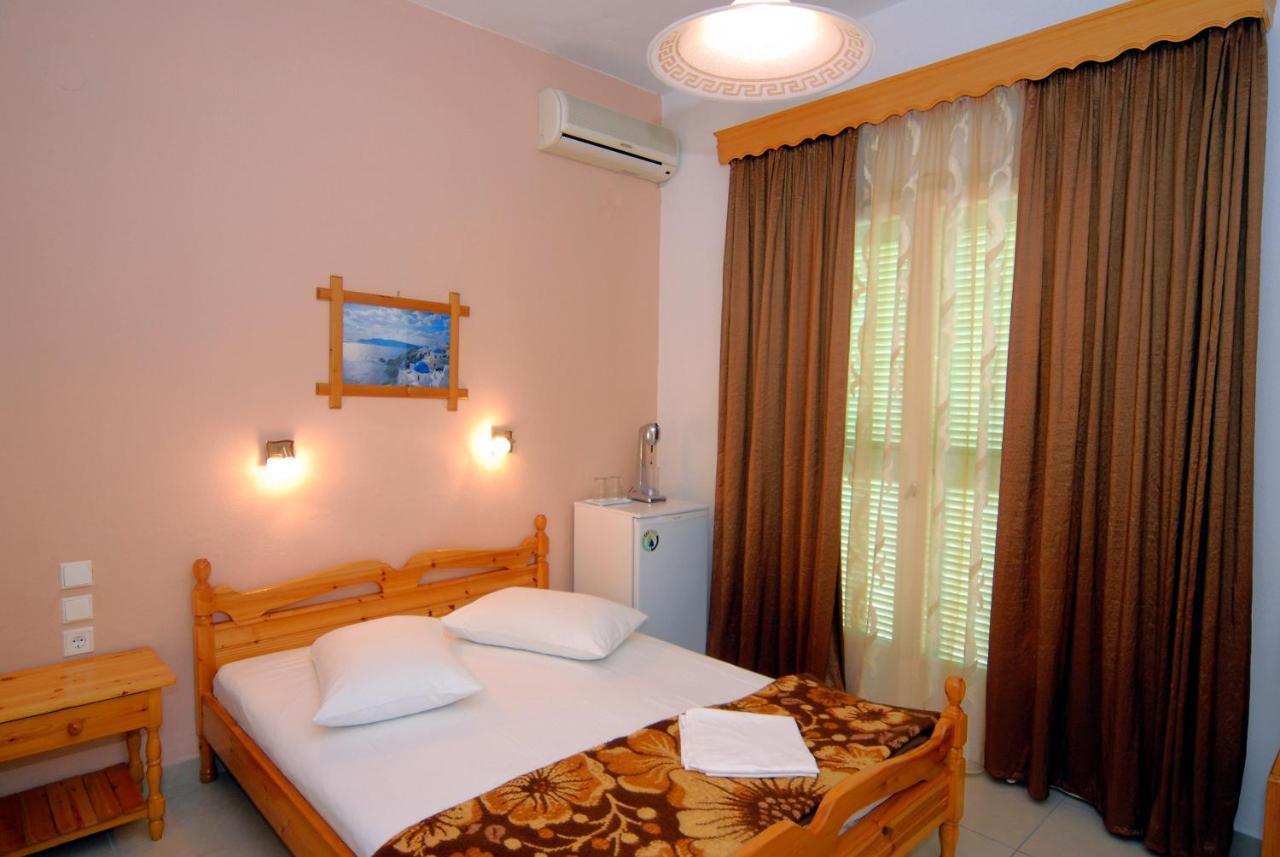 Aiolos House Skiathos Town Room photo